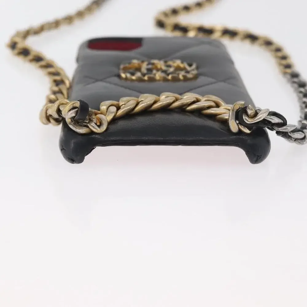 Chanel Matelasse Lambskin Chain Iphone Case Shoulder Bag Black